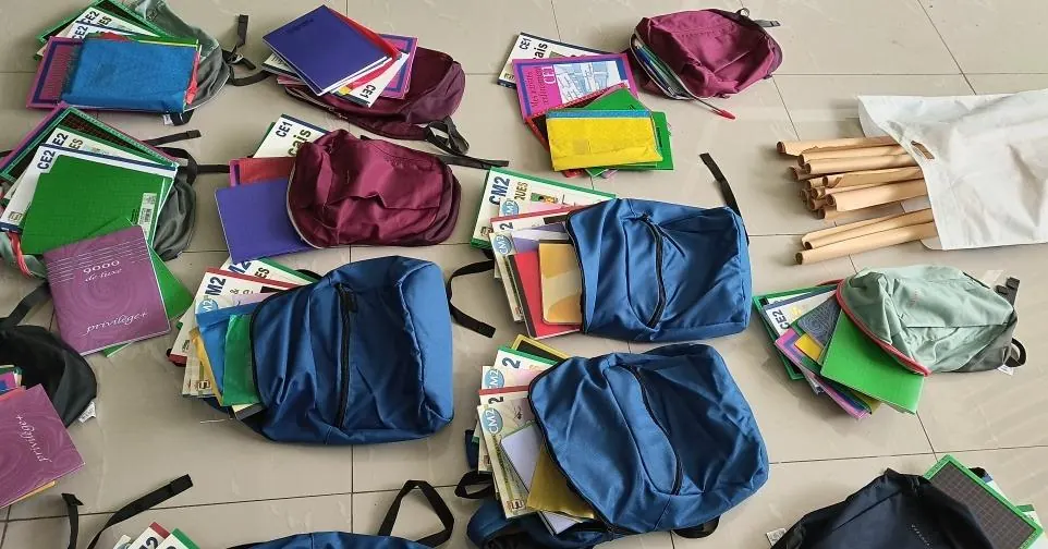 School kits: bags, notebooks and supplies